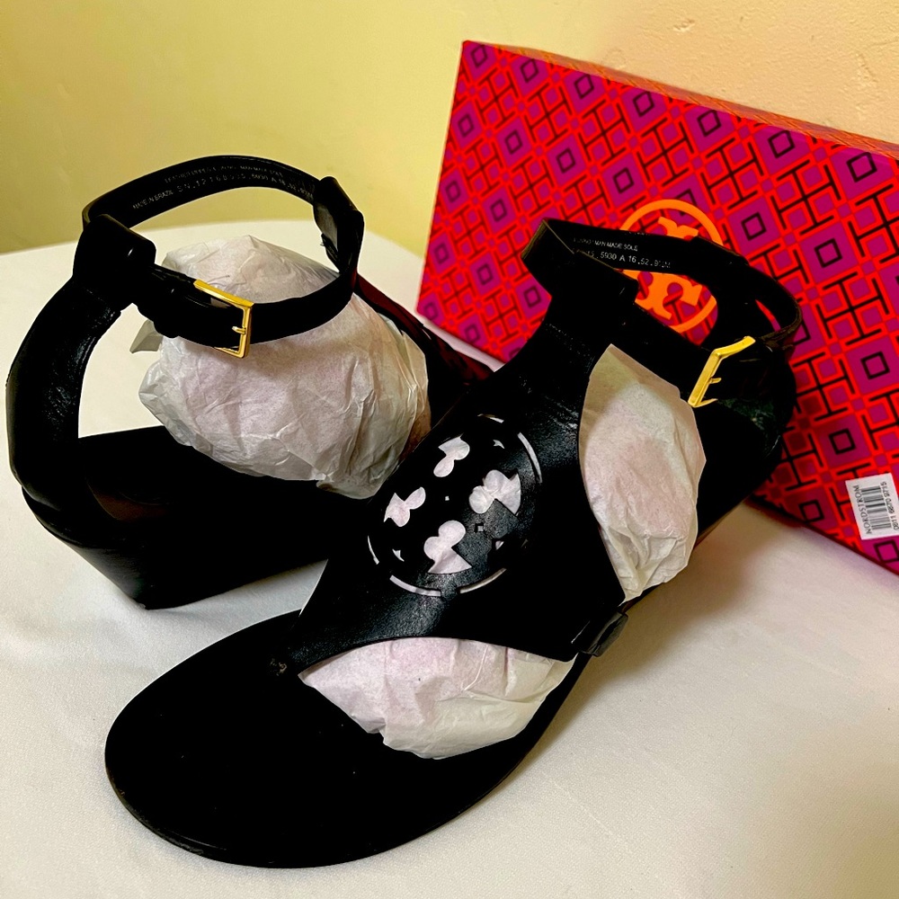 Tory burch Zoey Women’s 9.5 Black Leather Ankle Strap Wedge Sandals
